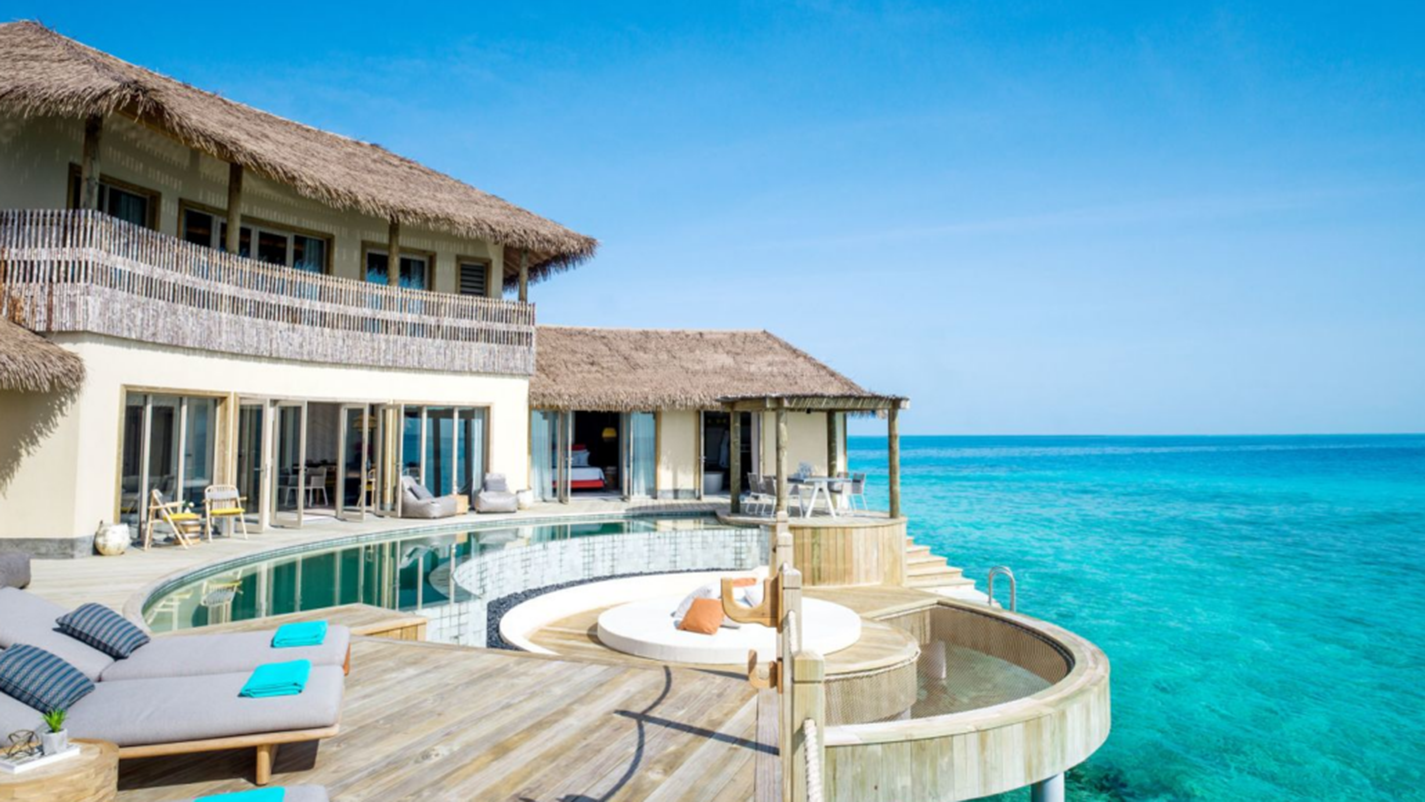 Luxury and Seclusion: Exploring the Pinnacle of Extravagance in the Maldives